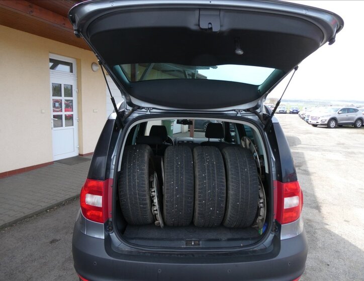 Škoda Yeti SUV / Terénní 1,8 l 118 kw