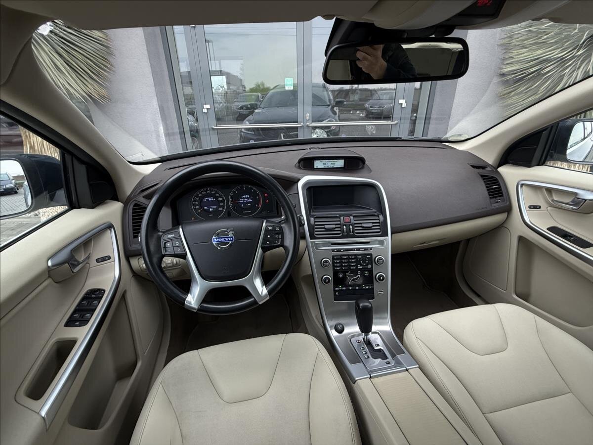 Volvo XC60 Kombi 2,4 l 129 kw