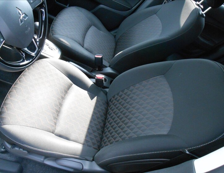 Mitsubishi Space Hatchback 1,2 l 59 kw