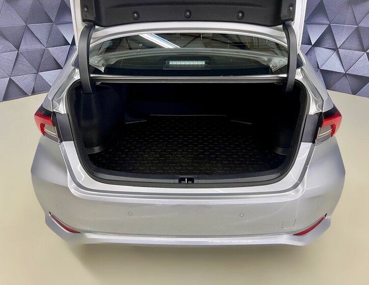 Toyota Corolla Sedan 1,5 l 92 kw