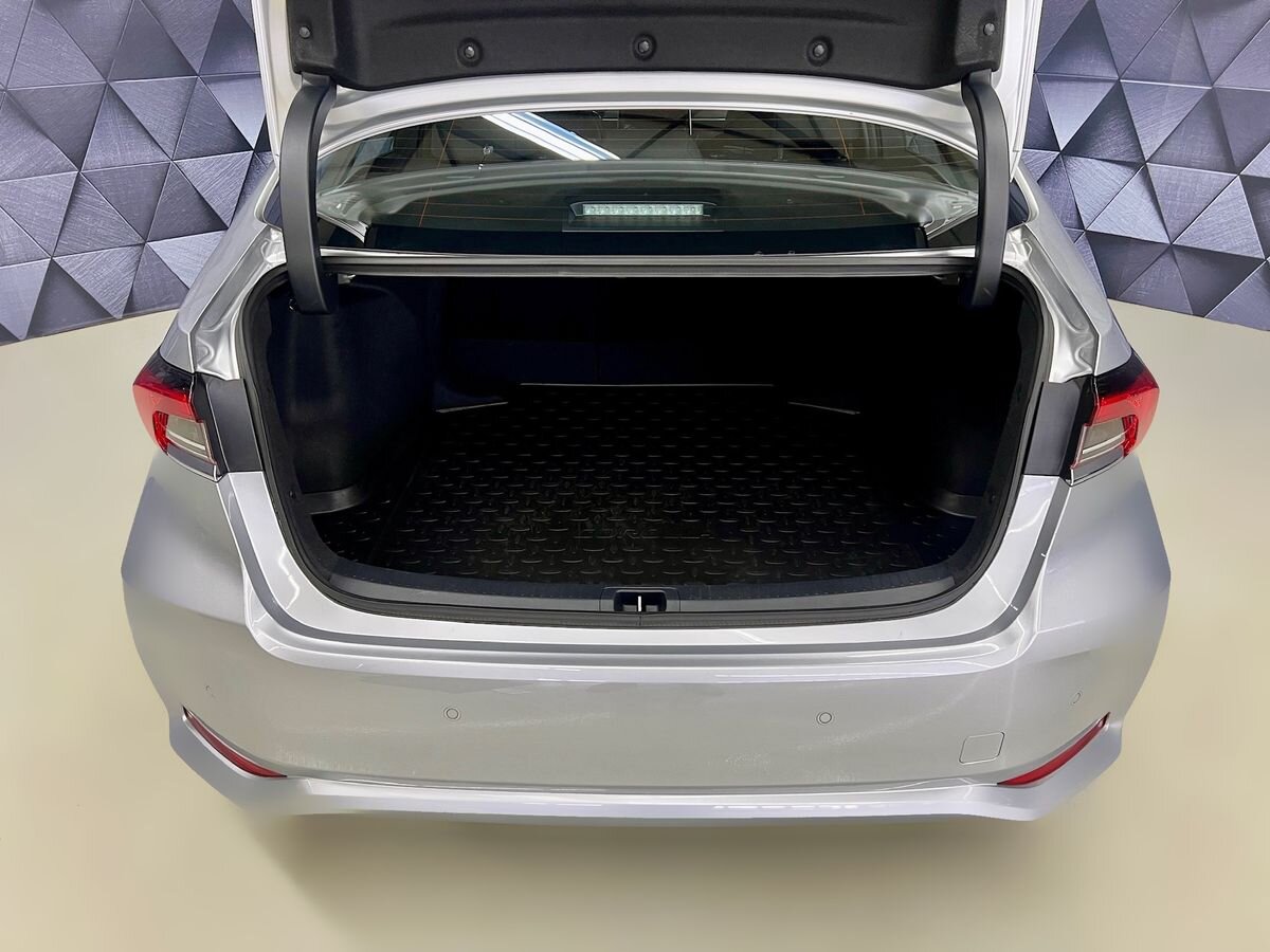 Toyota Corolla Sedan 1,5 l 92 kw