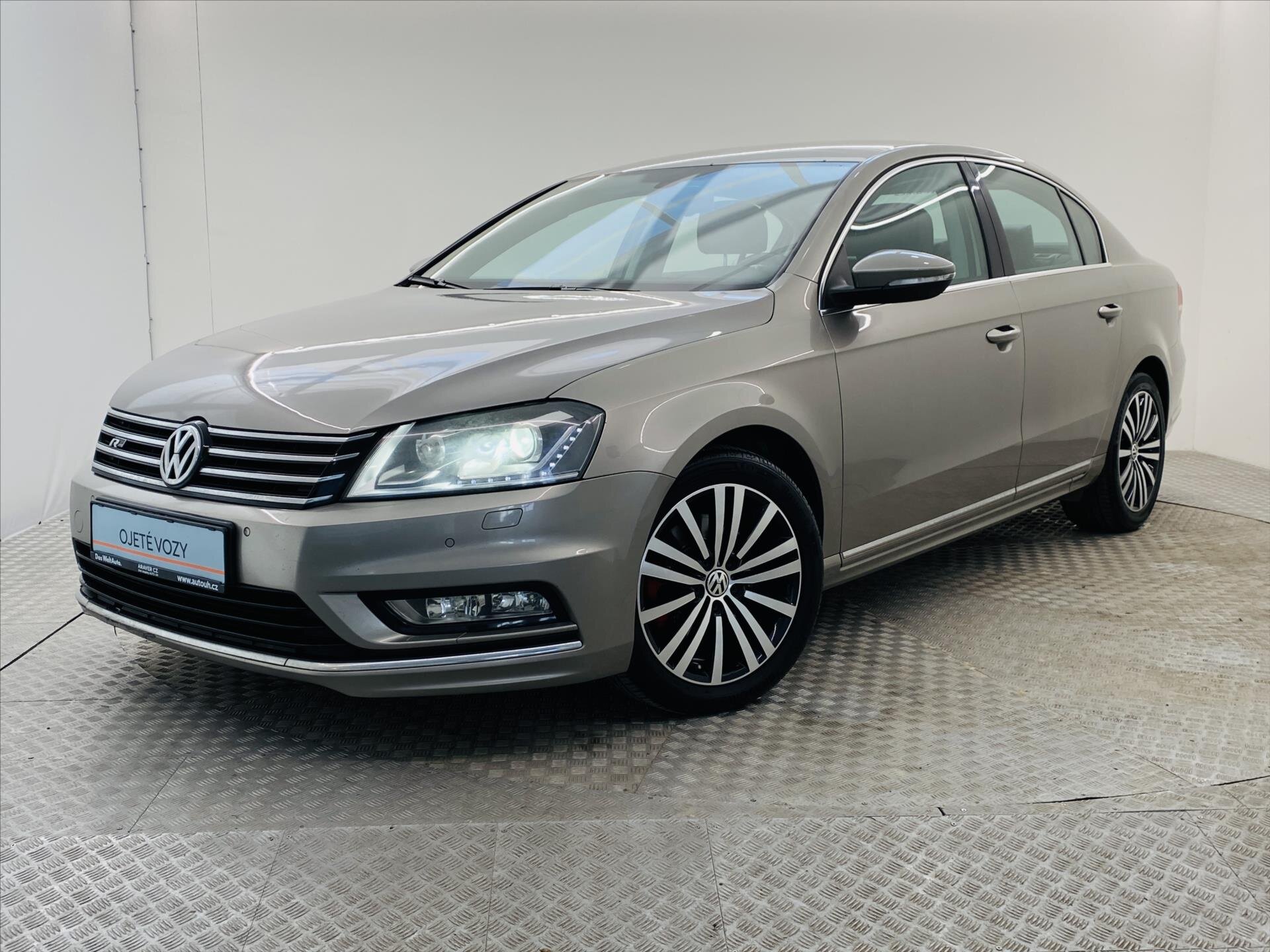 Volkswagen Passat Sedan / Limuzína 2,0 l 130 kw