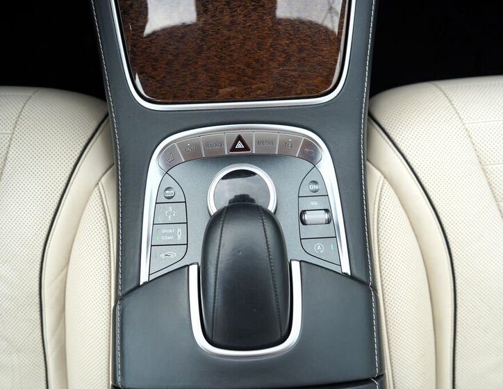 Mercedes-Benz Třídy S Sedan / Limuzína 3,0 l 190 kw
