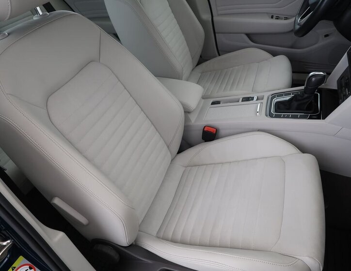 Volkswagen Passat 13