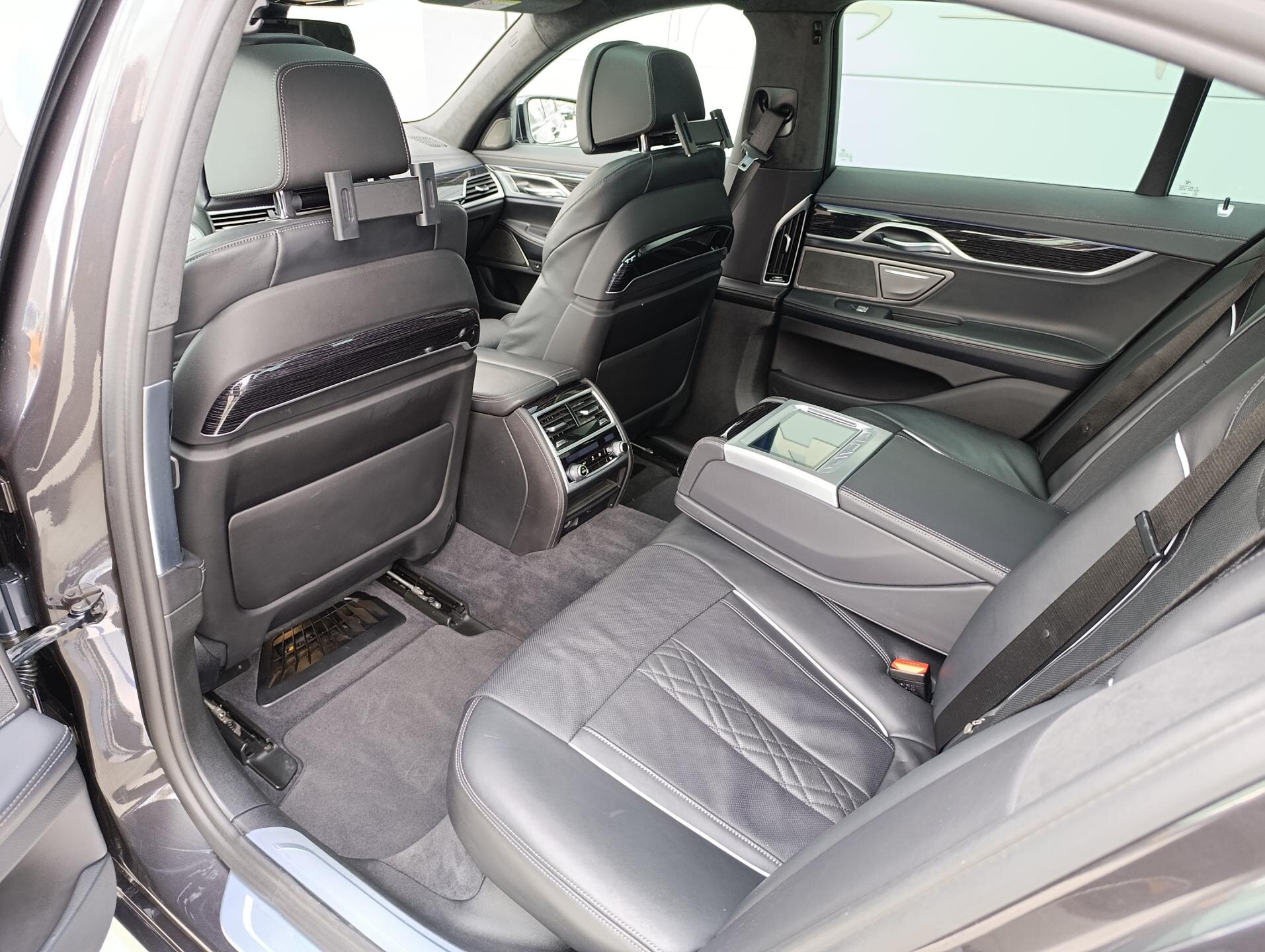 BMW Řada 7 Ostatní 3,0 l 250 kw