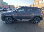Jeep Compass 8