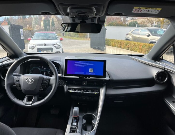 Toyota C-HR SUV / Terénní 2,0 l 112 kw