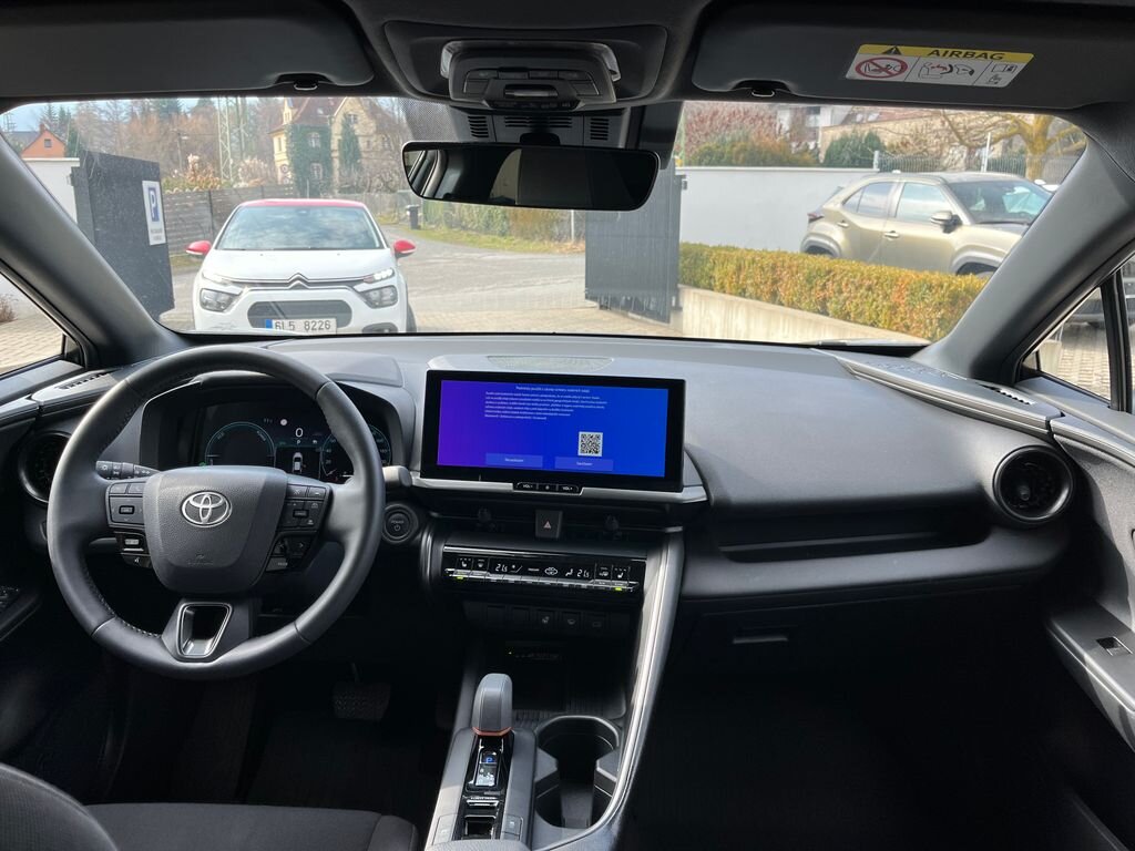 Toyota C-HR SUV / Terénní 2,0 l 112 kw