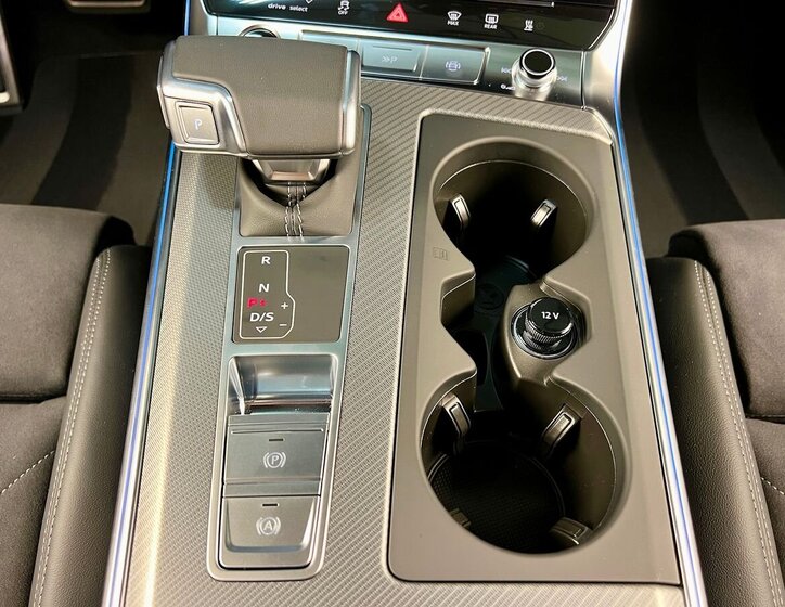 Audi A6 Allroad Kombi 3,0 l 253 kw