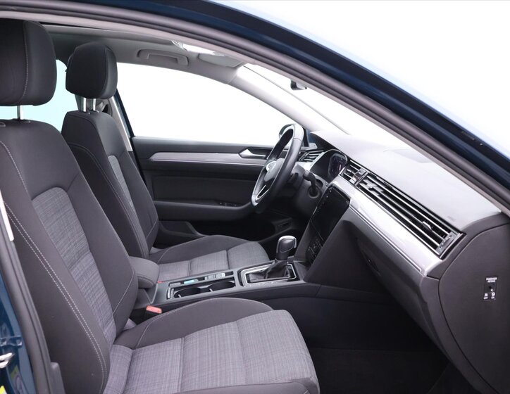 Volkswagen Passat Kombi 2,0 l 110 kw