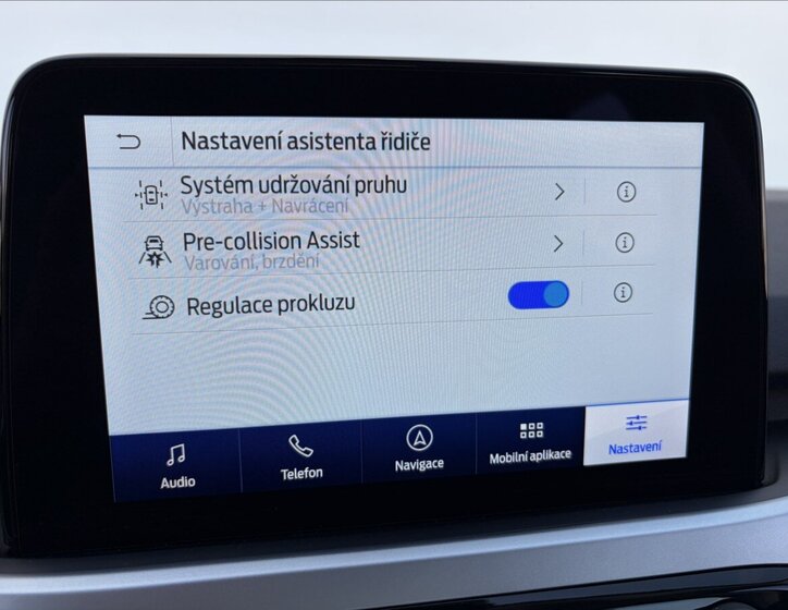 Ford Kuga Kombi 2,0 l 140 kw