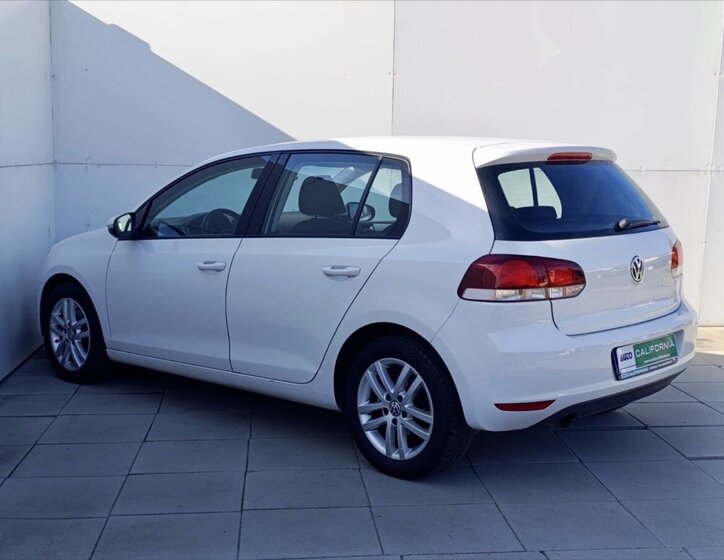 Volkswagen Golf Hatchback 1,6 l 77 kw