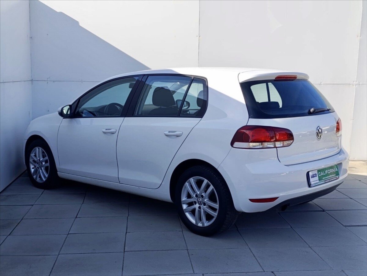 Volkswagen Golf Hatchback 1,6 l 77 kw