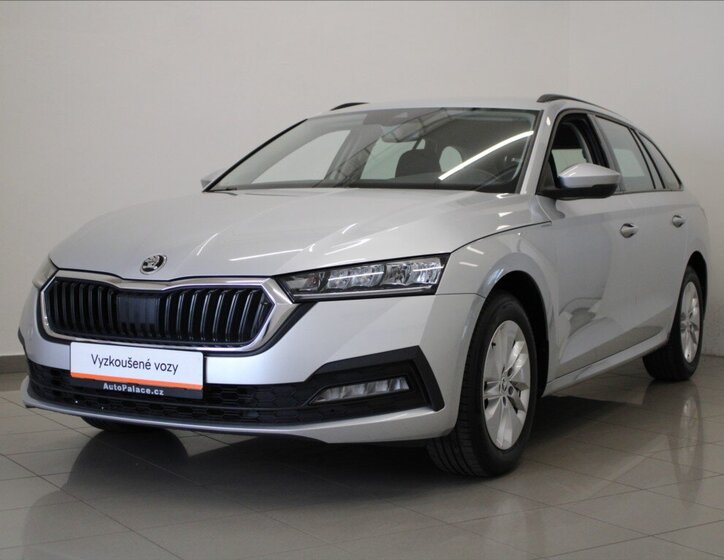 Škoda Octavia 1