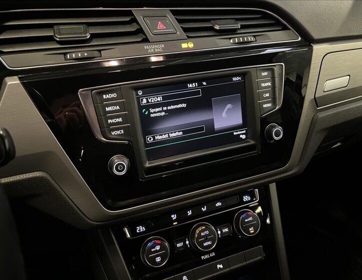 Volkswagen Touran MPV 1,6 l 81 kw