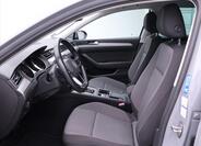 Volkswagen Passat 10