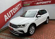 Volkswagen Tiguan 1