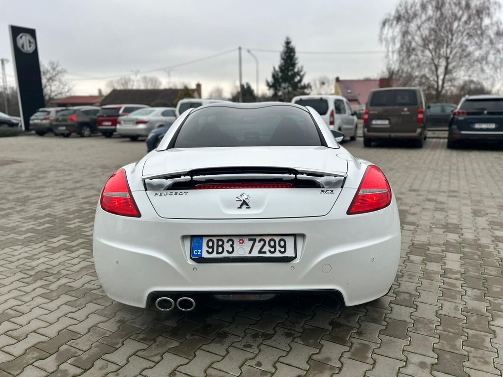 Peugeot RCZ