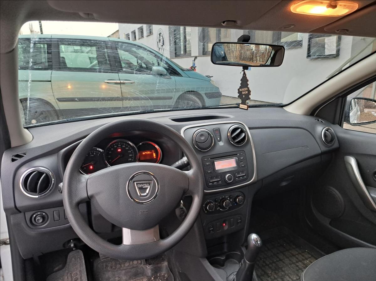 Dacia Sandero Hatchback 1,1 l 54 kw