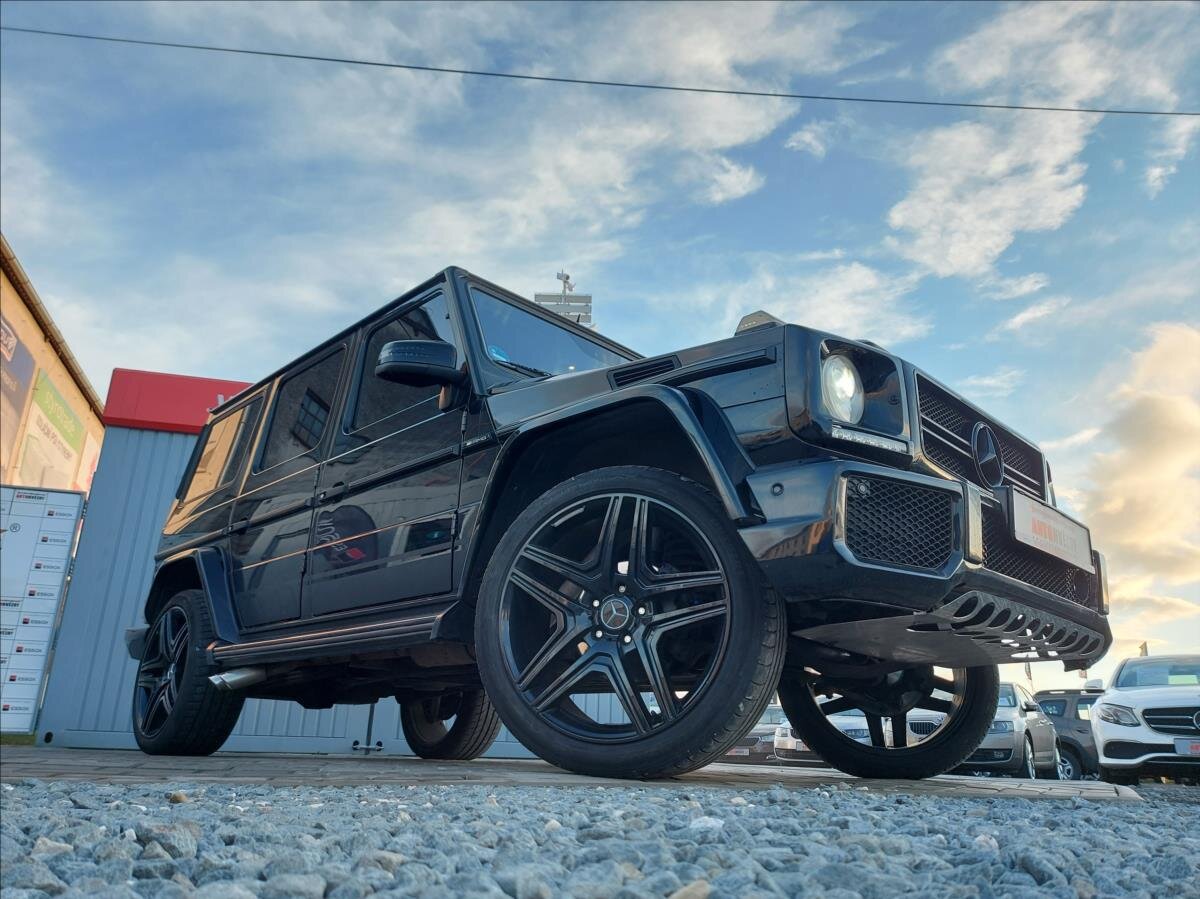 Mercedes-Benz Třídy G SUV / Terénní 3,0 l 155 kw