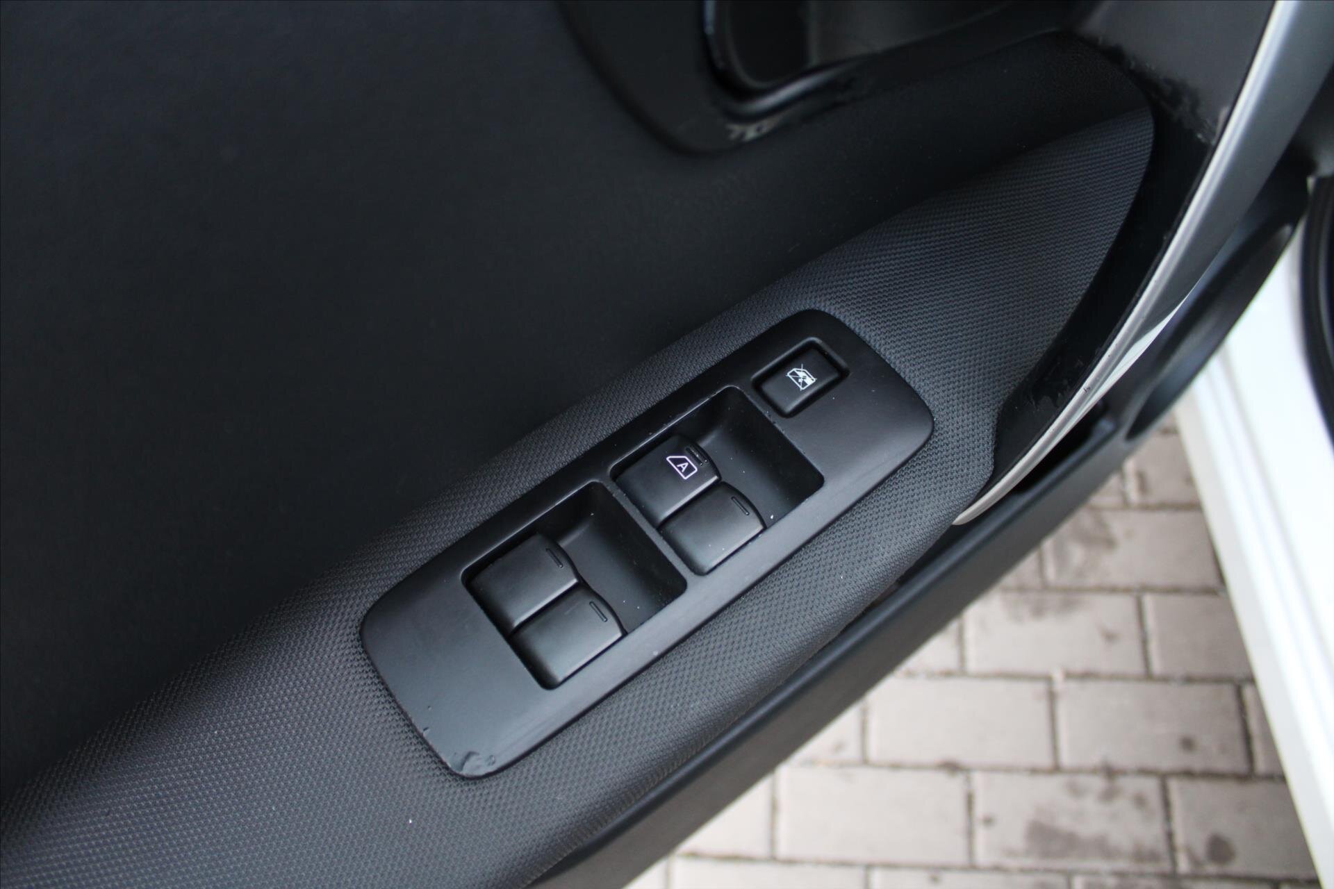 Nissan Qashqai SUV 1,6 l 84 kw