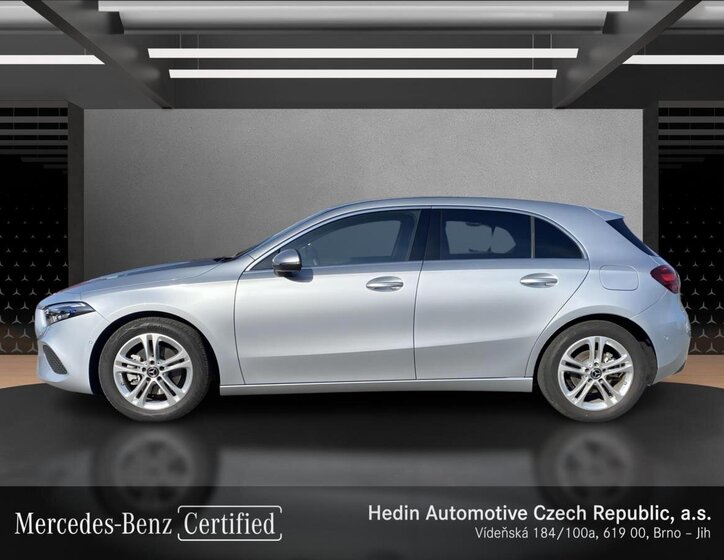 Mercedes-Benz Třídy A Hatchback 1,3 l 120 kw