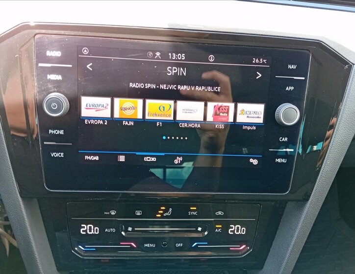 Volkswagen Passat Sedan / Limuzína 1,5 l 110 kw