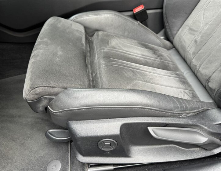 Audi A6 Allroad Kombi 3,0 l 210 kw