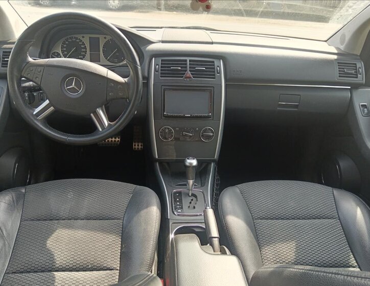 Mercedes-Benz Třídy B MPV 2,0 l 103 kw
