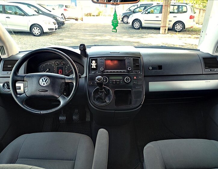 Volkswagen Multivan Kombi 2,5 l 96 kw