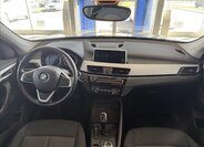 BMW X1 Kombi 1,5 l 103 kw