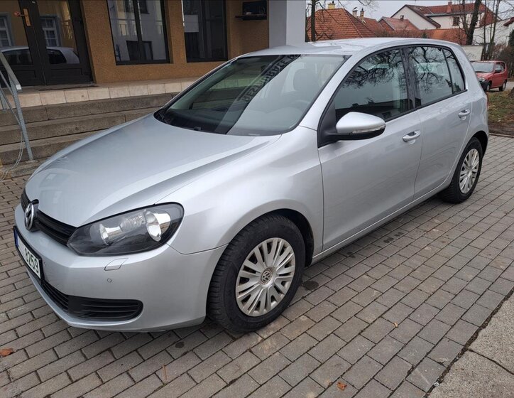 Volkswagen Golf Hatchback 1,6 l 66 kw