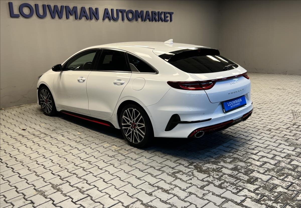 KIA ProCeed Hatchback 1,6 l 150 kw