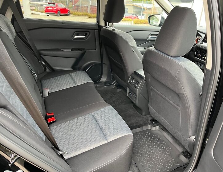 Nissan Ostatní SUV / Terénní 1,5 l 116 kw