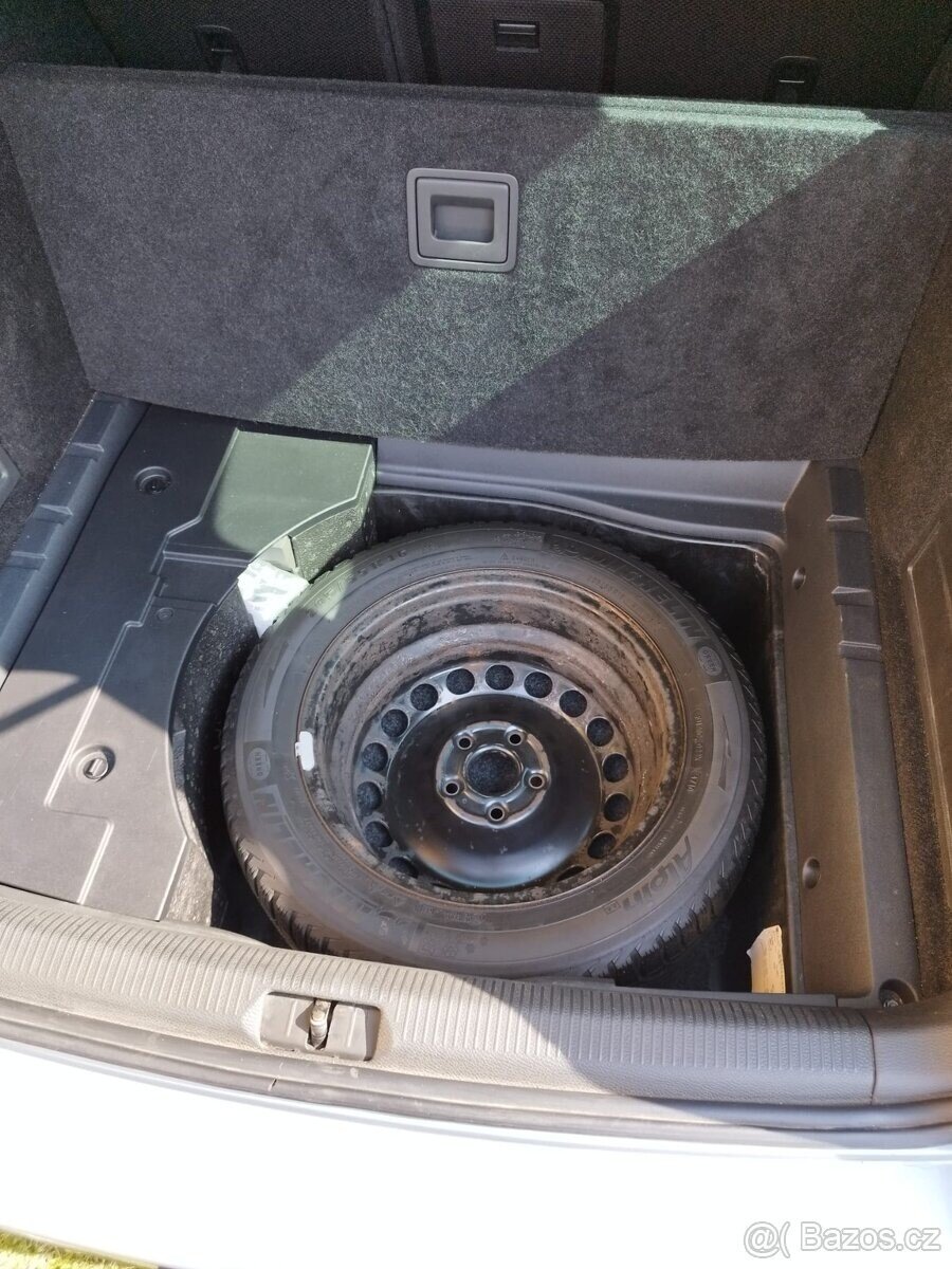 Volkswagen Passat Kombi 0,0 0