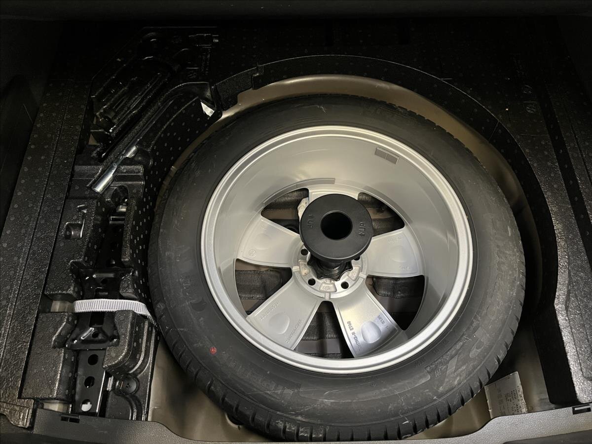 Volkswagen Passat Sedan 1,5 l 110 kw