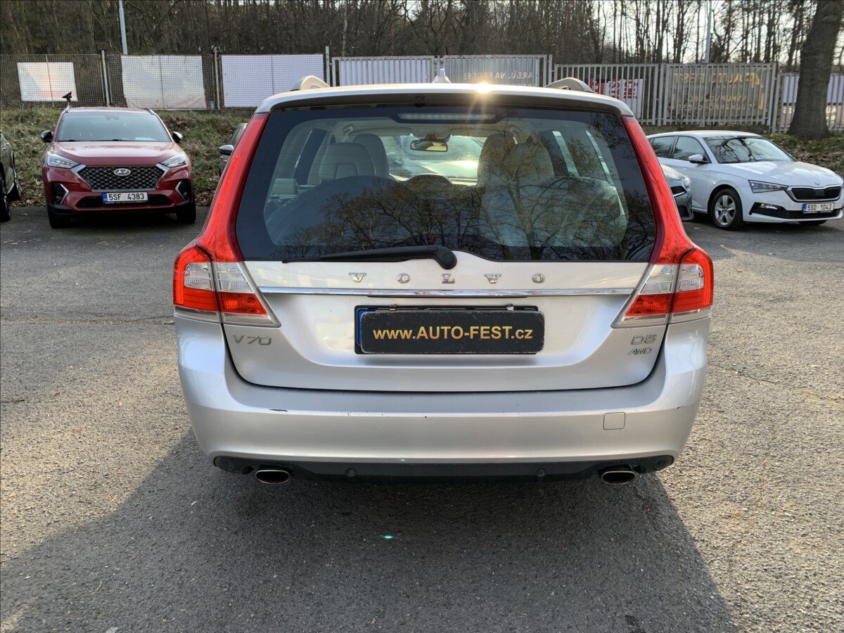 Volvo V70 Kombi 2,4 l 158 kw