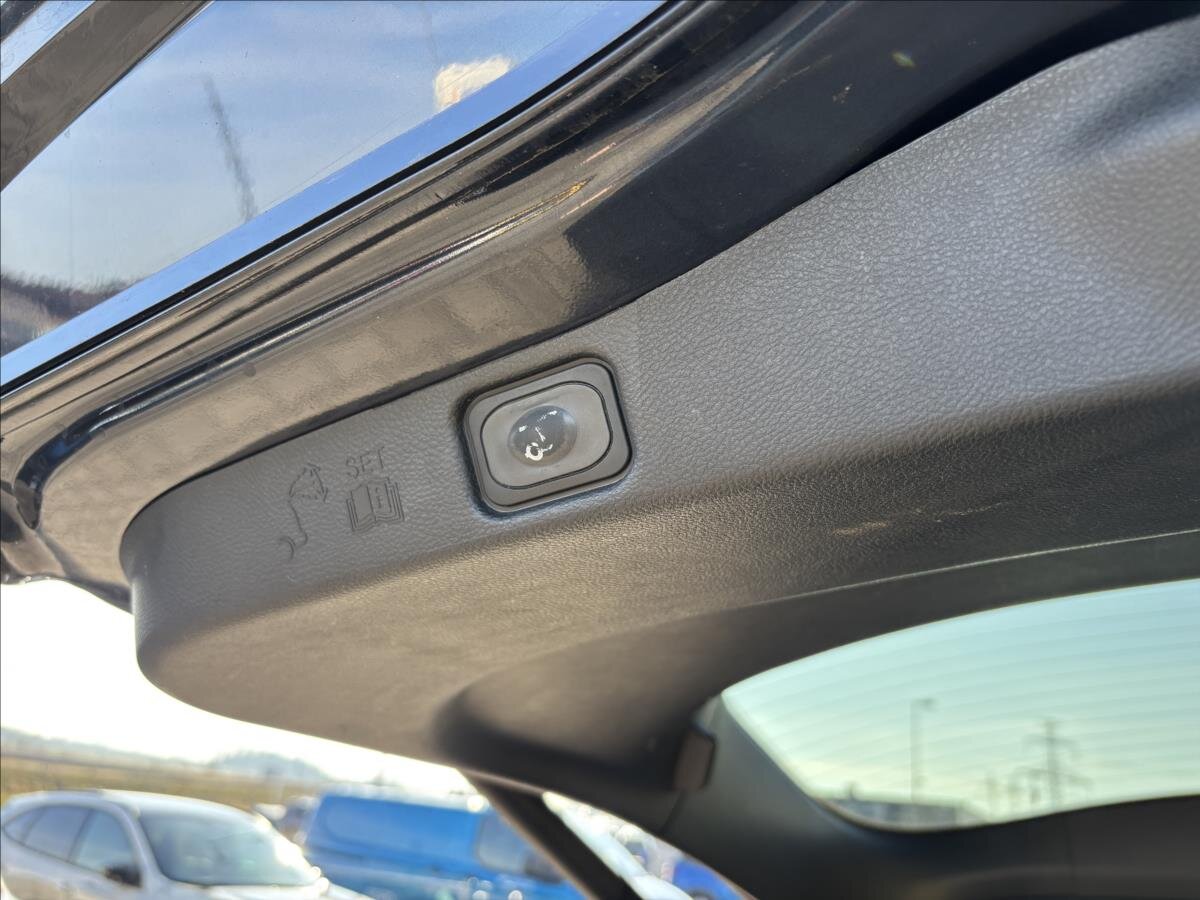 Ford Galaxy Kombi 2,0 l 140 kw