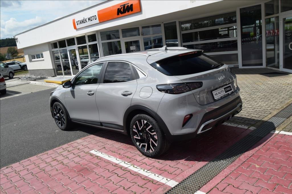 KIA XCeed SUV / Terénní 0,0 132 kw