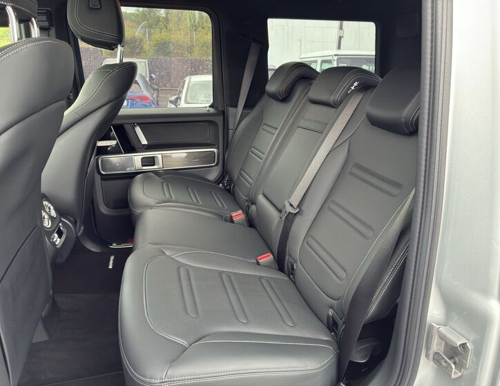 Mercedes-Benz Třídy G SUV / Terénní 0,0 432 kw