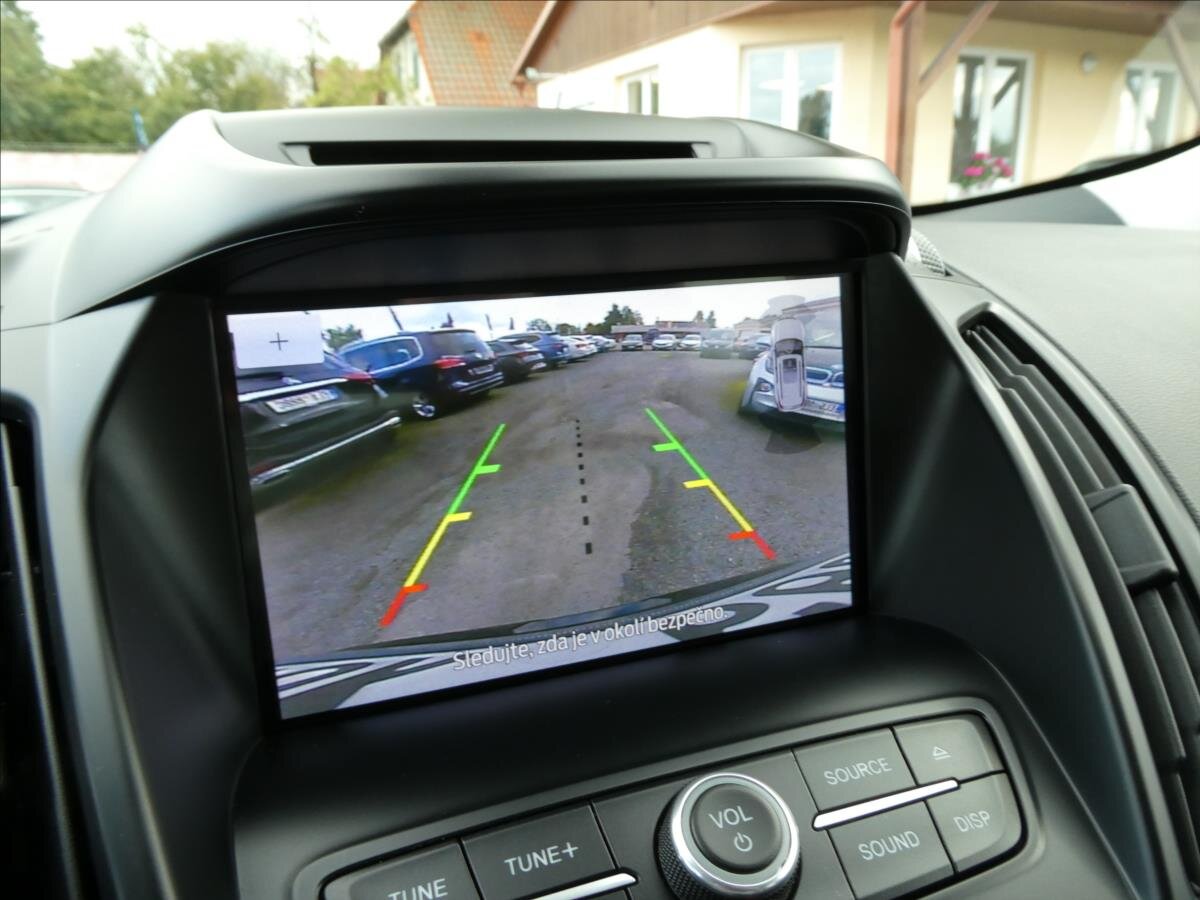 Ford Kuga SUV 1,5 l 110 kw