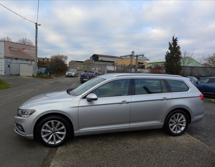 Volkswagen Passat Kombi 2,0 l 110 kw