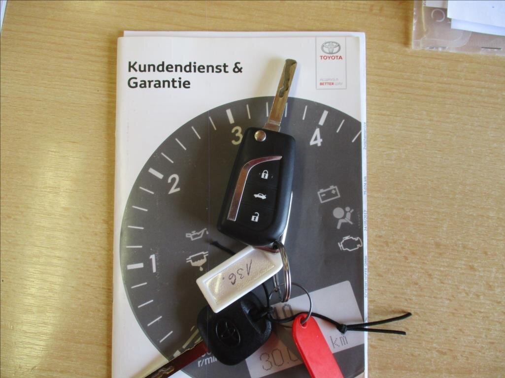 Toyota Verso Kombi 1,6 l 82 kw