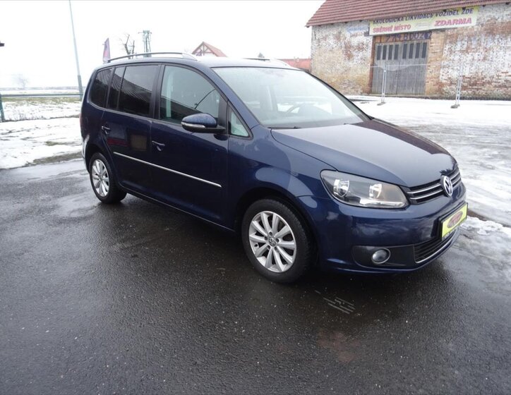 Volkswagen Touran MPV 1,2 l 77 kw
