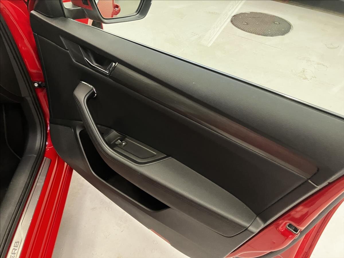 Škoda Superb Kombi 2,0 l 147 kw