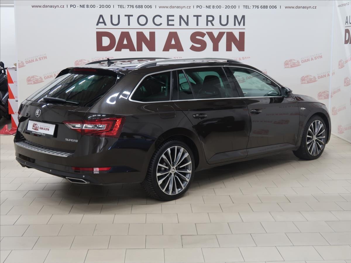 Škoda Superb Kombi 2,0 l 140 kw
