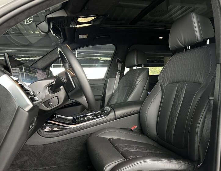 BMW X7 SUV 3,0 l 259 kw