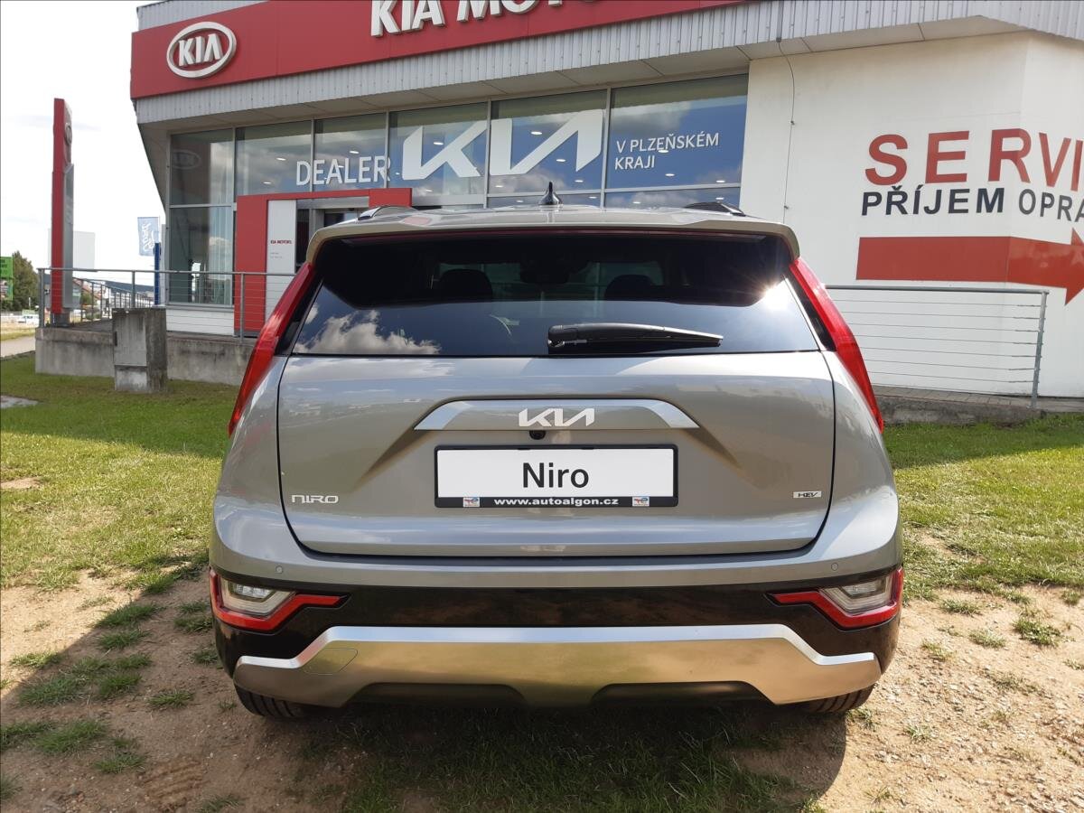 KIA Niro CUV / Crossover 1,6 l 95 kw