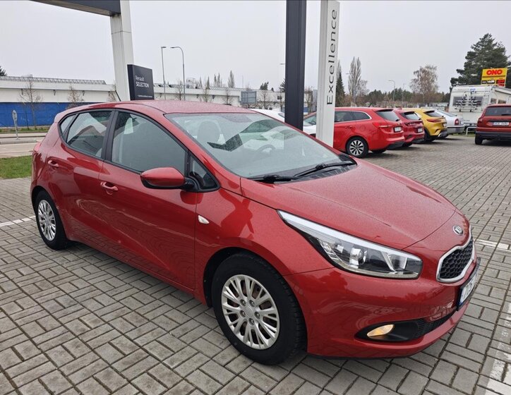 KIA Ceed Hatchback 1,4 l 73 kw