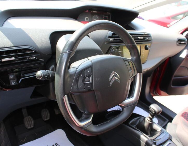 Citroën Grand C4 SpaceTourer 19